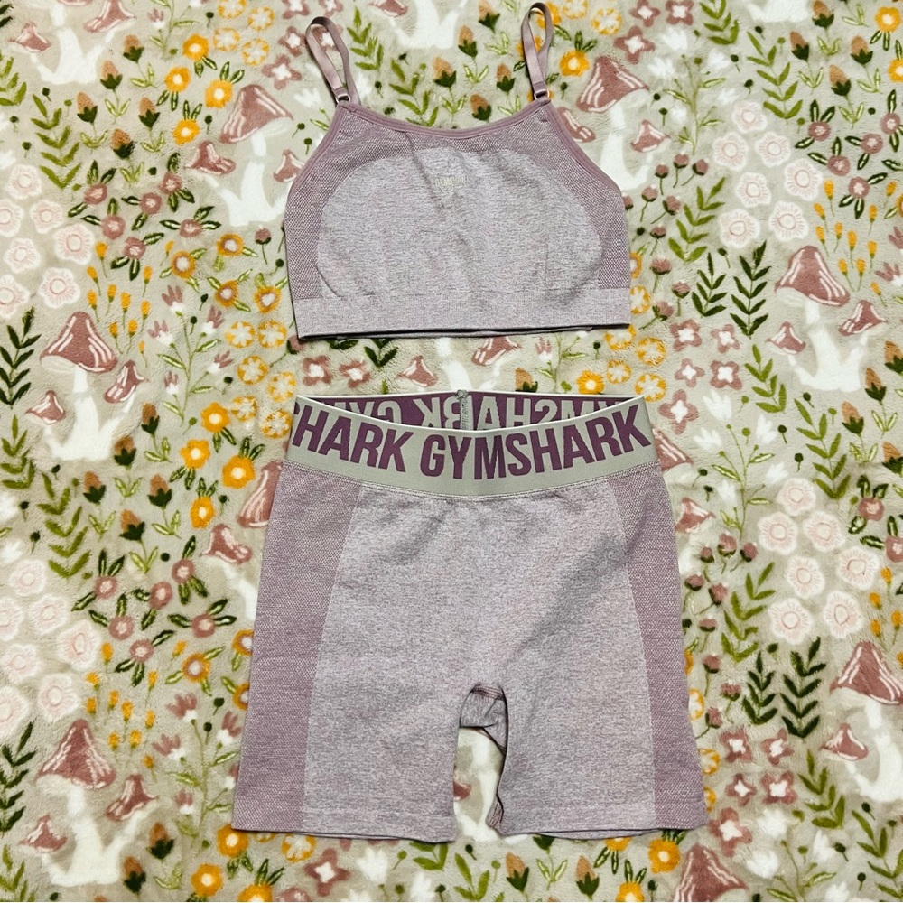 🌸Gymshark Bra & Biker Shorts Set